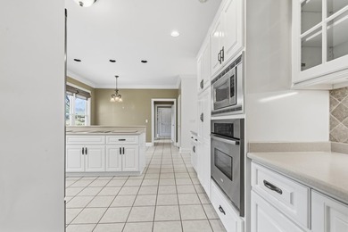 RARE OPPORTUNITY TO OWN A CLASSIC GOLF-FRONT ESTATE OVERLOOKING - photo 33