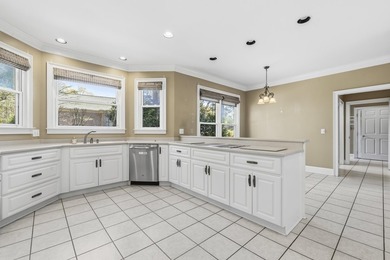 RARE OPPORTUNITY TO OWN A CLASSIC GOLF-FRONT ESTATE OVERLOOKING - photo 34