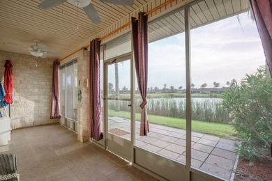 This Inviting, lakefront 2-bedroom 2-bath Villa is conveniently - photo 4