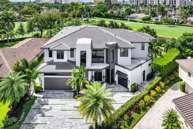 Welcome to 117 Thatch Palm Cove, located on the quietest - photo 1