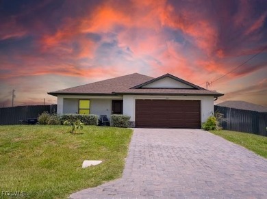 Cape Coral Lakes Area Home For Sale in Cape Coral Florida