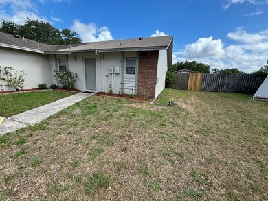 PRICE DROP! Welcome to this charming 1-bedroom, 1-bath - photo 2
