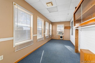 If you enjoy country relaxation, having ample storage, or - photo 22