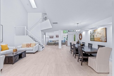 Explore an exceptional 3-bedroom plus den/bonus room, 4.5-bath - photo 4