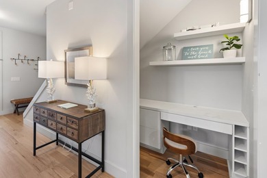 Welcome to 213 Pinetree Drive, a fully furnished contemporary - photo 8