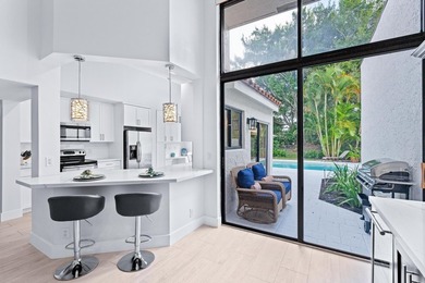 Explore an exceptional 3-bedroom plus den/bonus room, 4.5-bath - photo 8