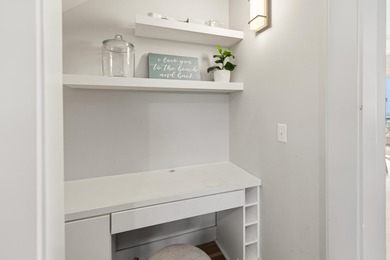 Welcome to 213 Pinetree Drive, a fully furnished contemporary - photo 9