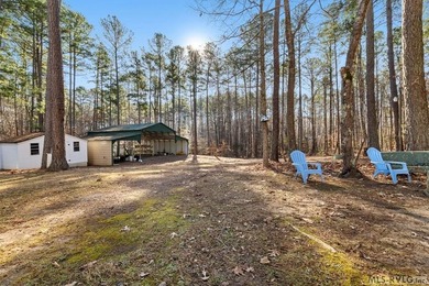 If you enjoy country relaxation, having ample storage, or - photo 32
