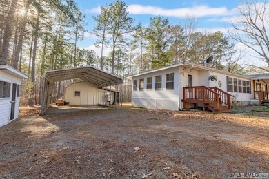 If you enjoy country relaxation, having ample storage, or - photo 40