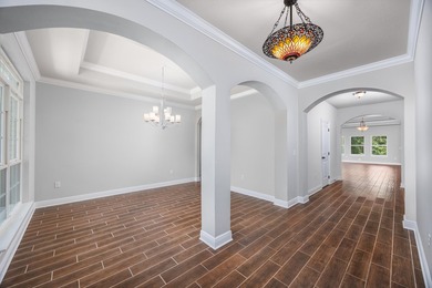 Experience the best of the Florida lifestyle in this spacious - photo 4