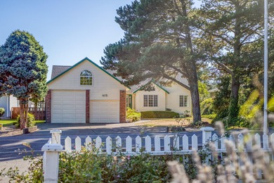 Single Level Home on the Golf Course. Relax and enjoy the views - photo 1