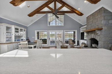 Lakefront Villa with Max Dock in Cuscowilla. Enjoy spectacular - photo 14