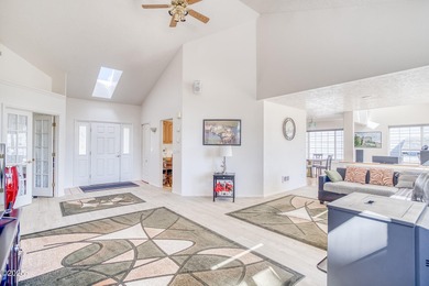 Single Level Home on the Golf Course. Relax and enjoy the views - photo 6