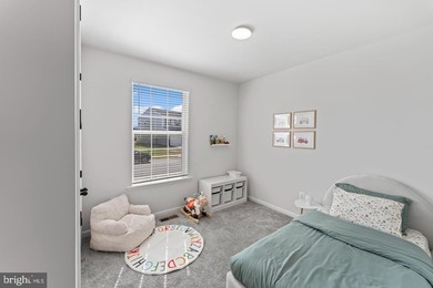 **SOLAR PANEL INCLUDED ONLY ONE YEAR OLD** Save More as Energy - photo 18