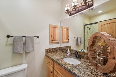 Majestic log-style mountain masterpiece located in the exclusive - photo 22