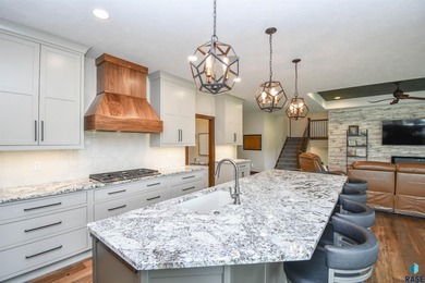 Escape the busy city life with this beautiful home, located just - photo 4