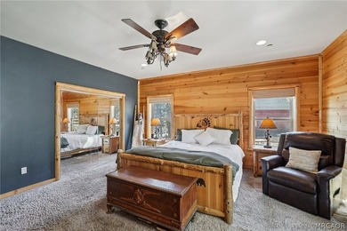 Majestic log-style mountain masterpiece located in the exclusive - photo 28