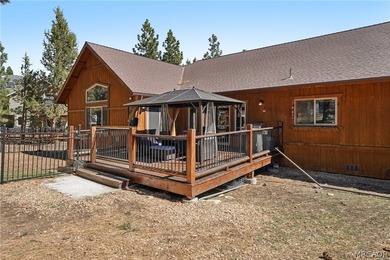 Majestic log-style mountain masterpiece located in the exclusive - photo 34