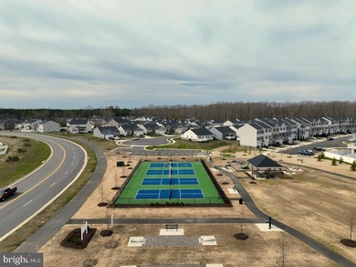 **SOLAR PANEL INCLUDED ONLY ONE YEAR OLD** Save More as Energy - photo 34