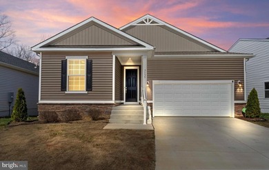 **SOLAR PANEL INCLUDED ONLY ONE YEAR OLD** Save More as Energy - photo 38