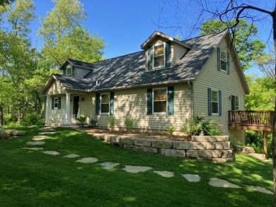 Lake Home Sale Pending in Apple River, Illinois