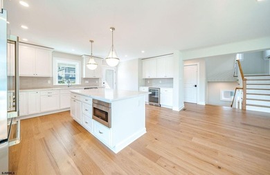 Stunning New Construction Goldcoast Home; well appointed - photo 8