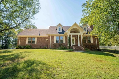 Lake Hamilton Home For Sale in Hot Springs Arkansas