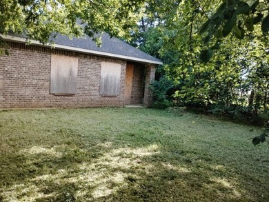 Don't miss out on this modern gem that's perfect for first-time - photo 3