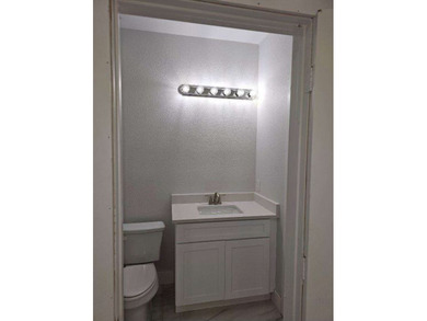 Don't miss out on this modern gem that's perfect for first-time - photo 5