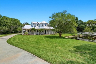 Stunning Estate with Guest Apartment & Resort-Style Pool
This - photo 39
