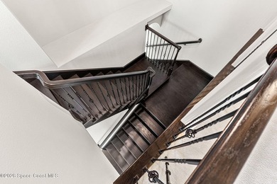 Experience exceptional COASTAL LIVING in this expansive LUXURY - photo 44