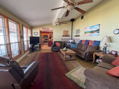 Main Lake Waterfront with Guest Quarters - photo 6