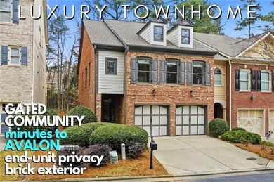 Lake Arrida   Townhome/Townhouse For Sale in Roswell Georgia