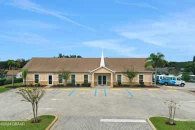 Pristine commercial building sitting on over 2 acres of prime - photo 2
