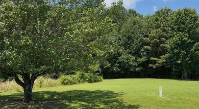ROCKINGHAM ESTATES S/D - Building Lot at the end of cul-de-sac - photo 3