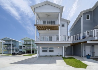 Enjoy breathtaking water views from every floor of this - photo 2