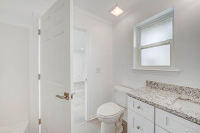 Enjoy breathtaking water views from every floor of this - photo 3