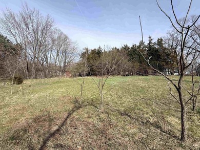BACK ON THE MARKET! Tucked away on a quiet street in South - photo 14