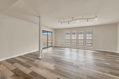 Move in ready and conveniently located near military bases - photo 6