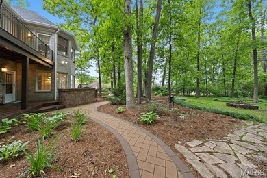 Experience spacious golf-course living at 8 8th Green Court - photo 50