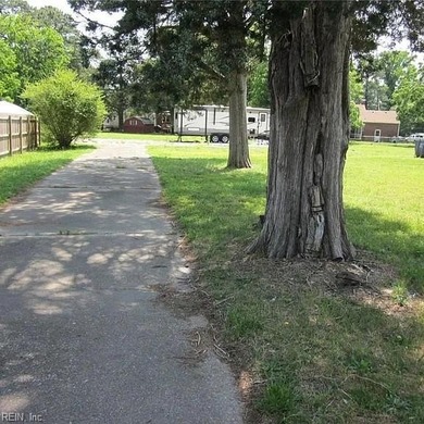 Oversized 1.76+/- acre parcel with 4BR/2.5BA home in Norfolk! - photo 7