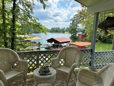 Spacious WATERFRONT home on two DEEP WATER lots! Upon entering - photo 2