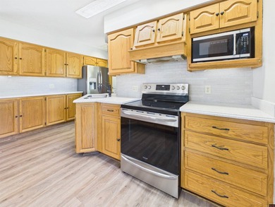 All-brick home offering space, privacy, and amenities! This - photo 11