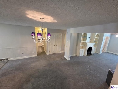 Motivated Seller! One Year Home Warranty! Welcome to 102 Regency - photo 7