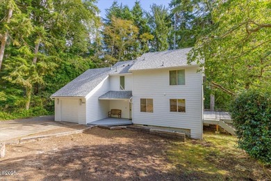 Devils Lake Home For Sale in Lincoln City Oregon