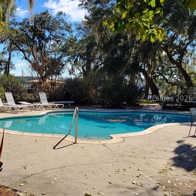One of the last remaining legacy waterfront estates in Bluffton - photo 6