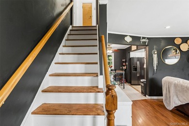 Welcome to 2877 Calvin, a classic cape style residence nestled - photo 4