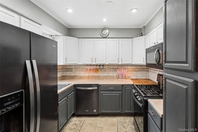 Welcome to 2877 Calvin, a classic cape style residence nestled - photo 10
