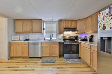 BACK ON THE MARKET AT NO FAULT OF THE SELLERS!!! Welcome home to - photo 2