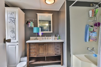 BACK ON THE MARKET AT NO FAULT OF THE SELLERS!!! Welcome home to - photo 10